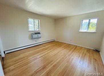 41 cambridge Avenue, North Hempstead, NY 11050