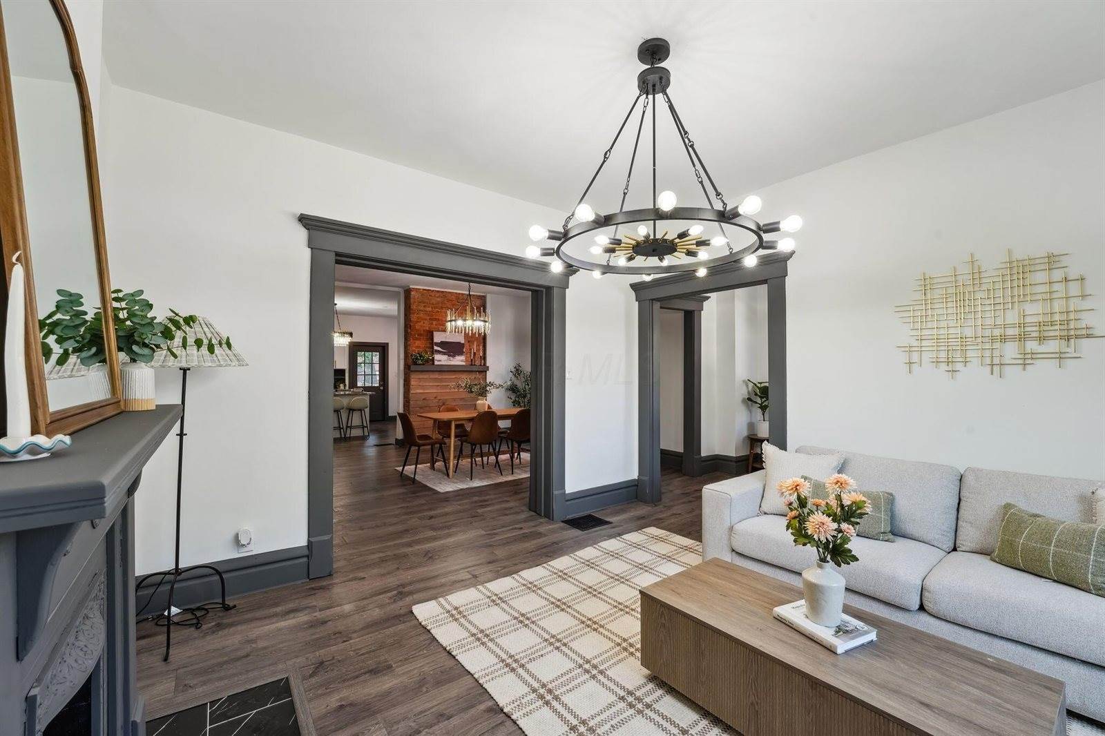 1571 Franklin Avenue, Columbus, OH 43205