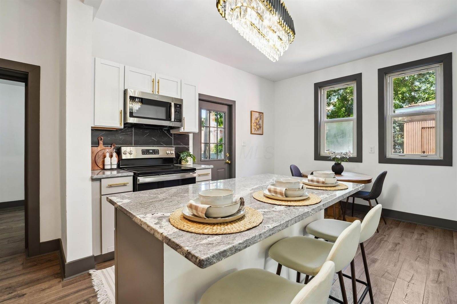 1571 Franklin Avenue, Columbus, OH 43205