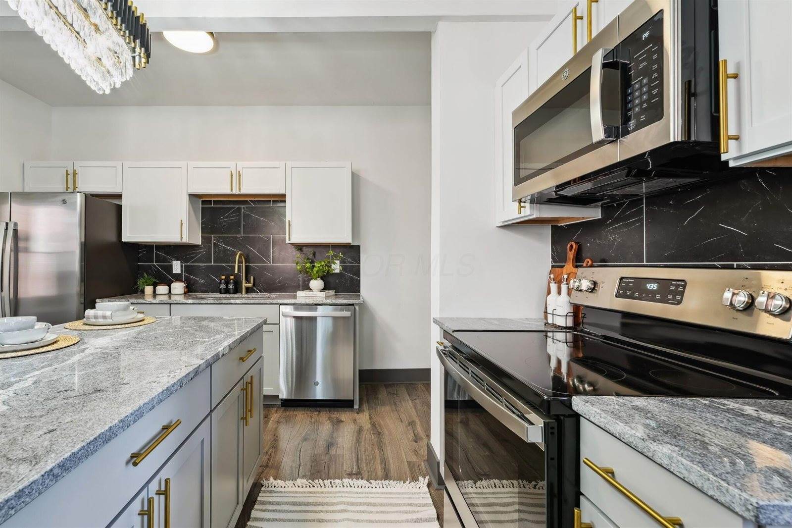 1571 Franklin Avenue, Columbus, OH 43205