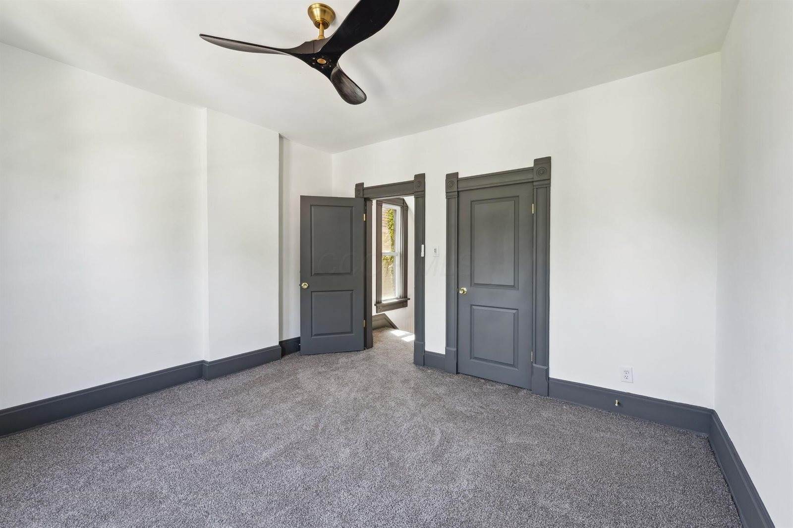 1571 Franklin Avenue, Columbus, OH 43205