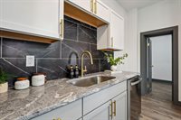 1571 Franklin Avenue, Columbus, OH 43205