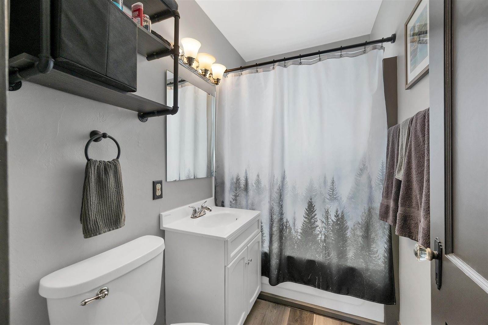 1946 Farlin Avenue, Green Bay, WI 54302