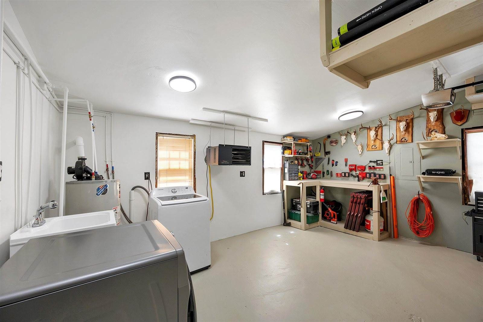 1946 Farlin Avenue, Green Bay, WI 54302