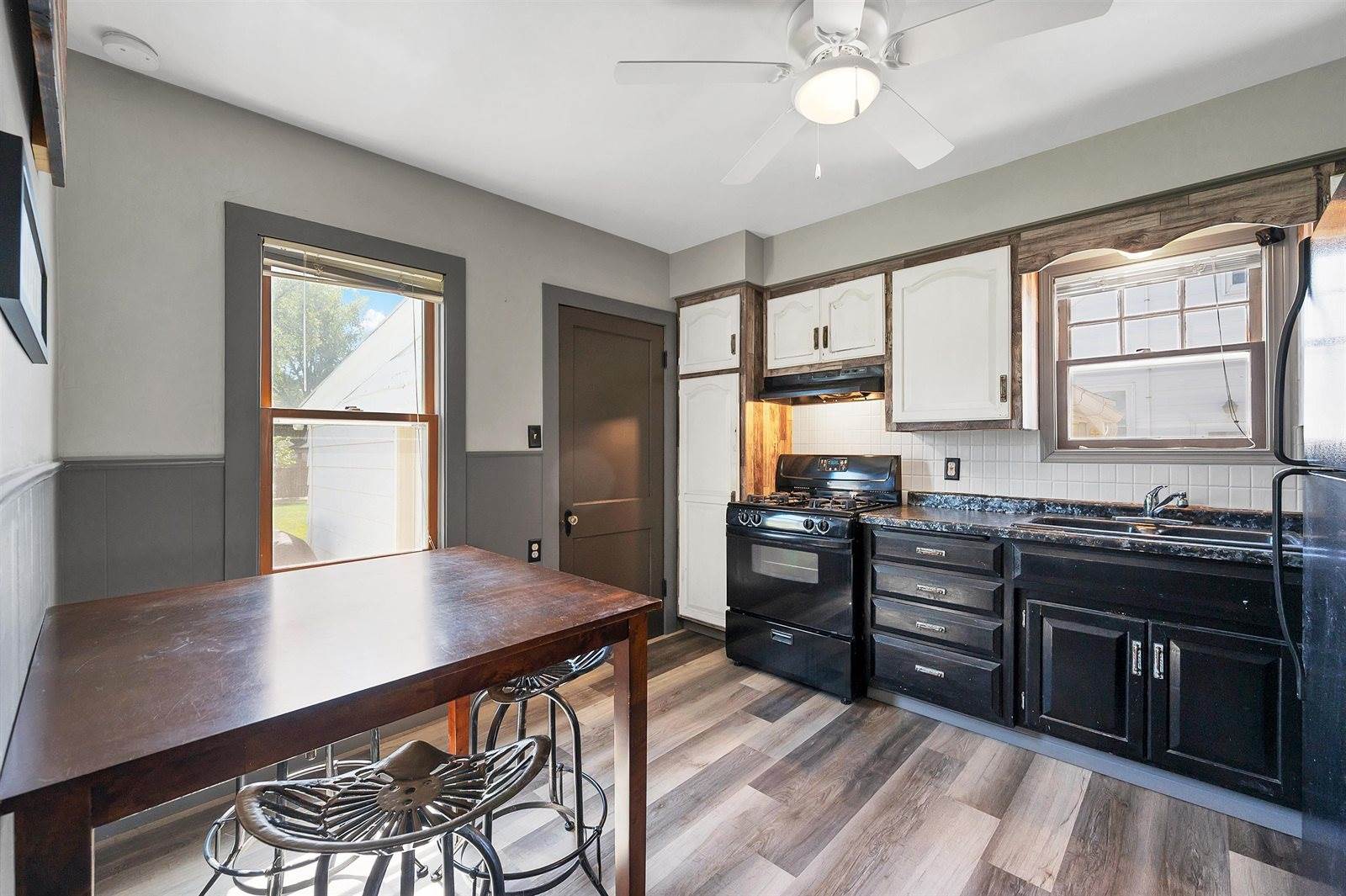 1946 Farlin Avenue, Green Bay, WI 54302