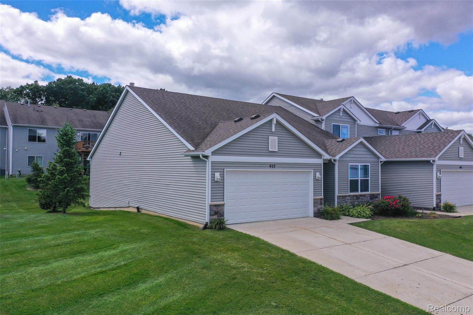 457 Hosta, MarionTownship_Livingston, MI 48843