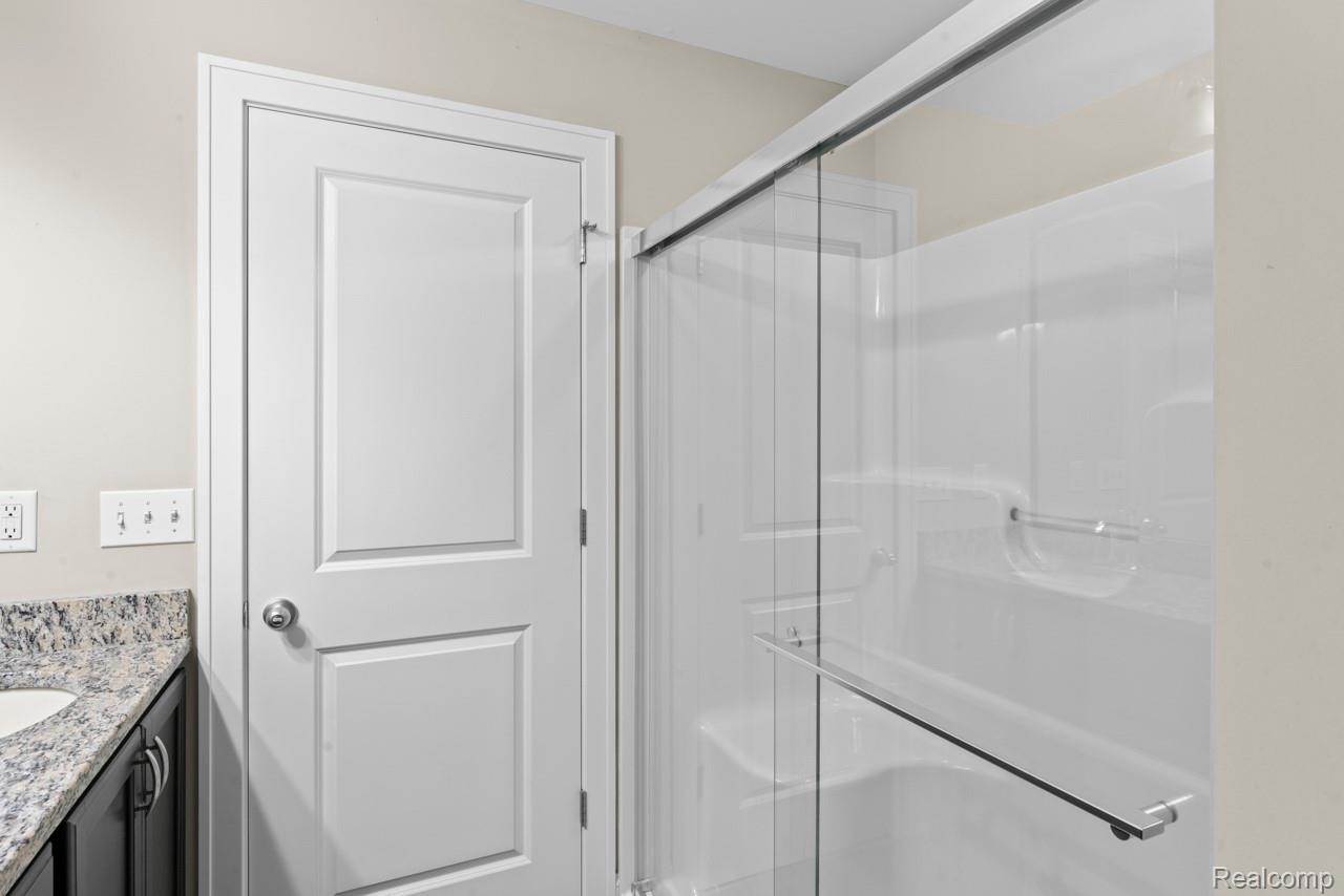 457 Hosta, MarionTownship_Livingston, MI 48843