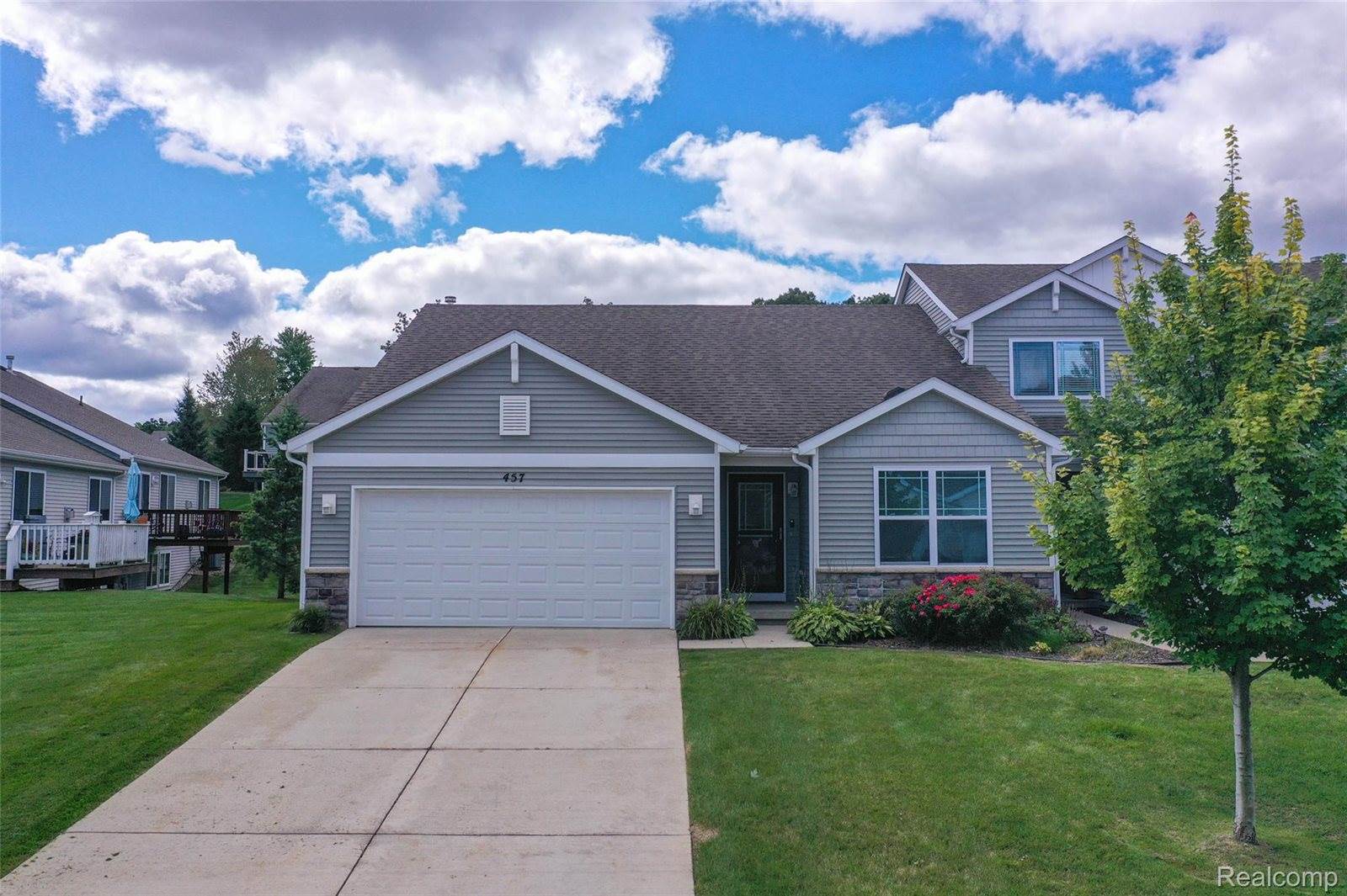 457 Hosta, MarionTownship_Livingston, MI 48843