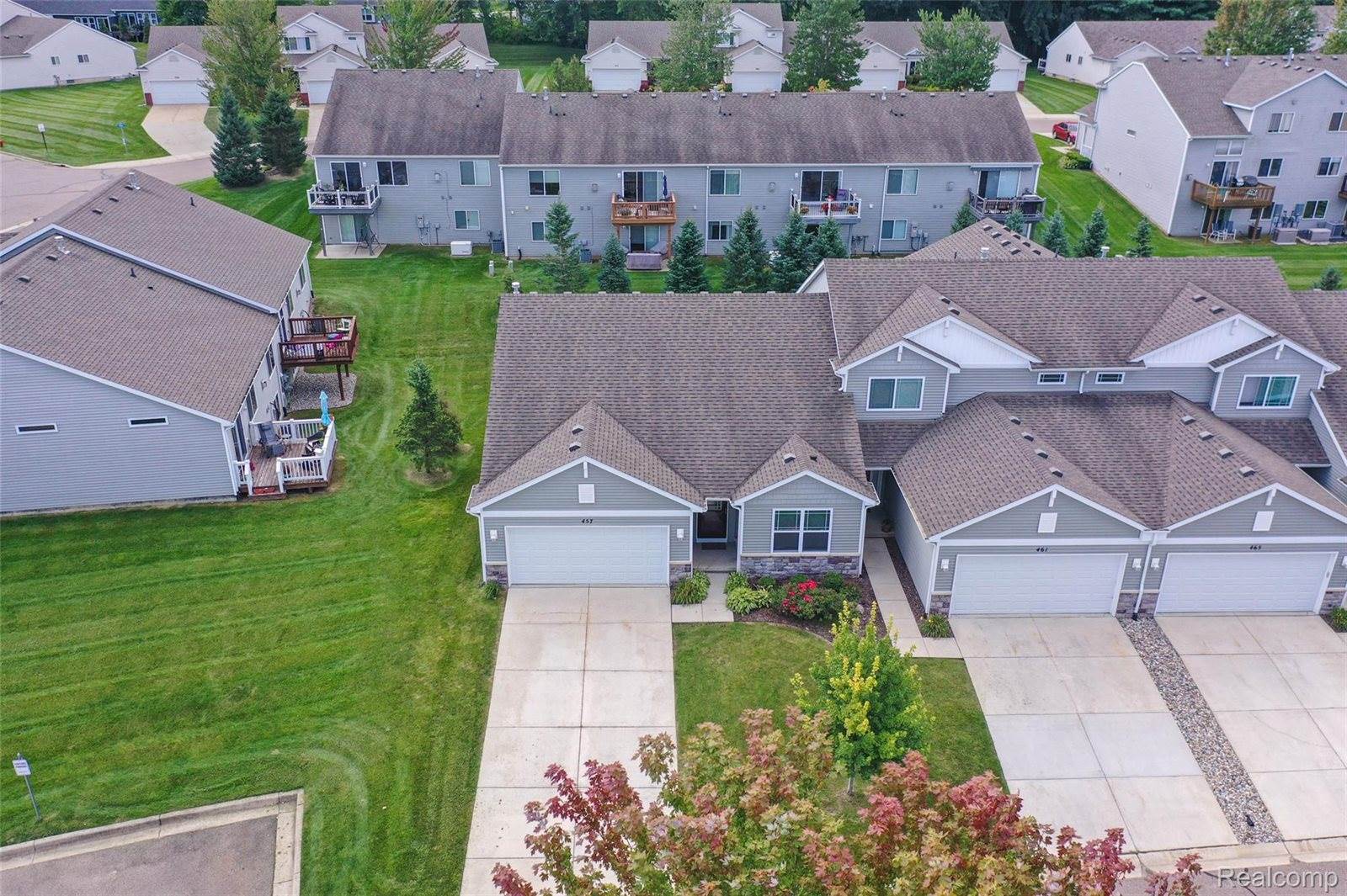 457 Hosta, MarionTownship_Livingston, MI 48843