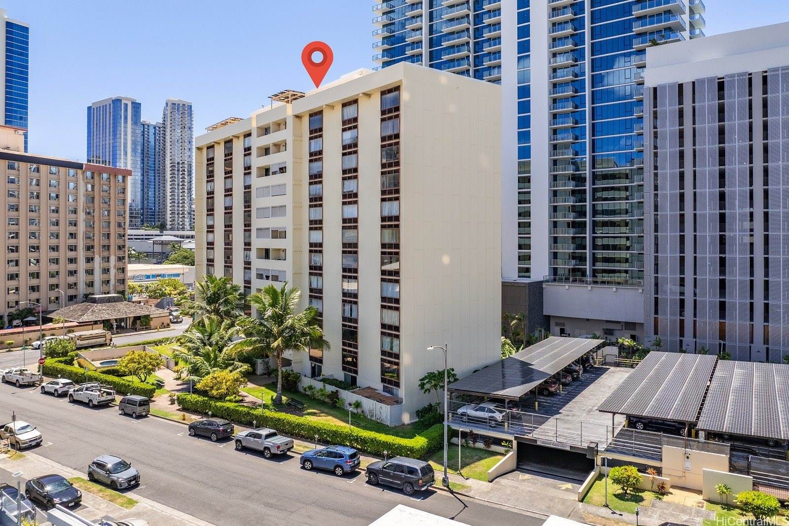910 Ahana Street, Honolulu, HI 96814