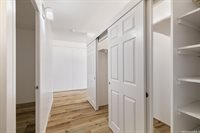 910 Ahana Street, Honolulu, HI 96814