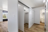 910 Ahana Street, Honolulu, HI 96814