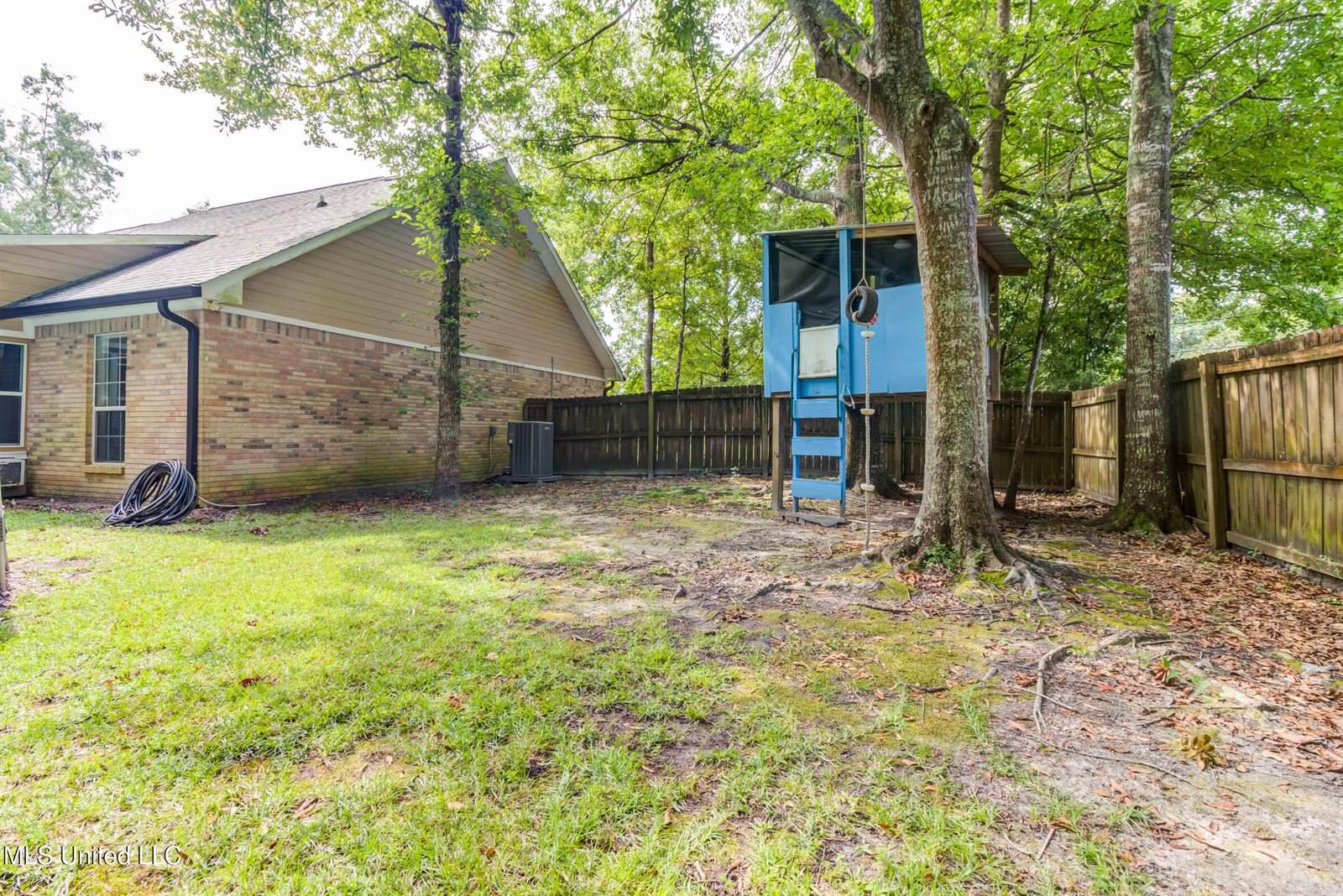 8812 Old Walnut Road, Ocean Springs, MS 39564