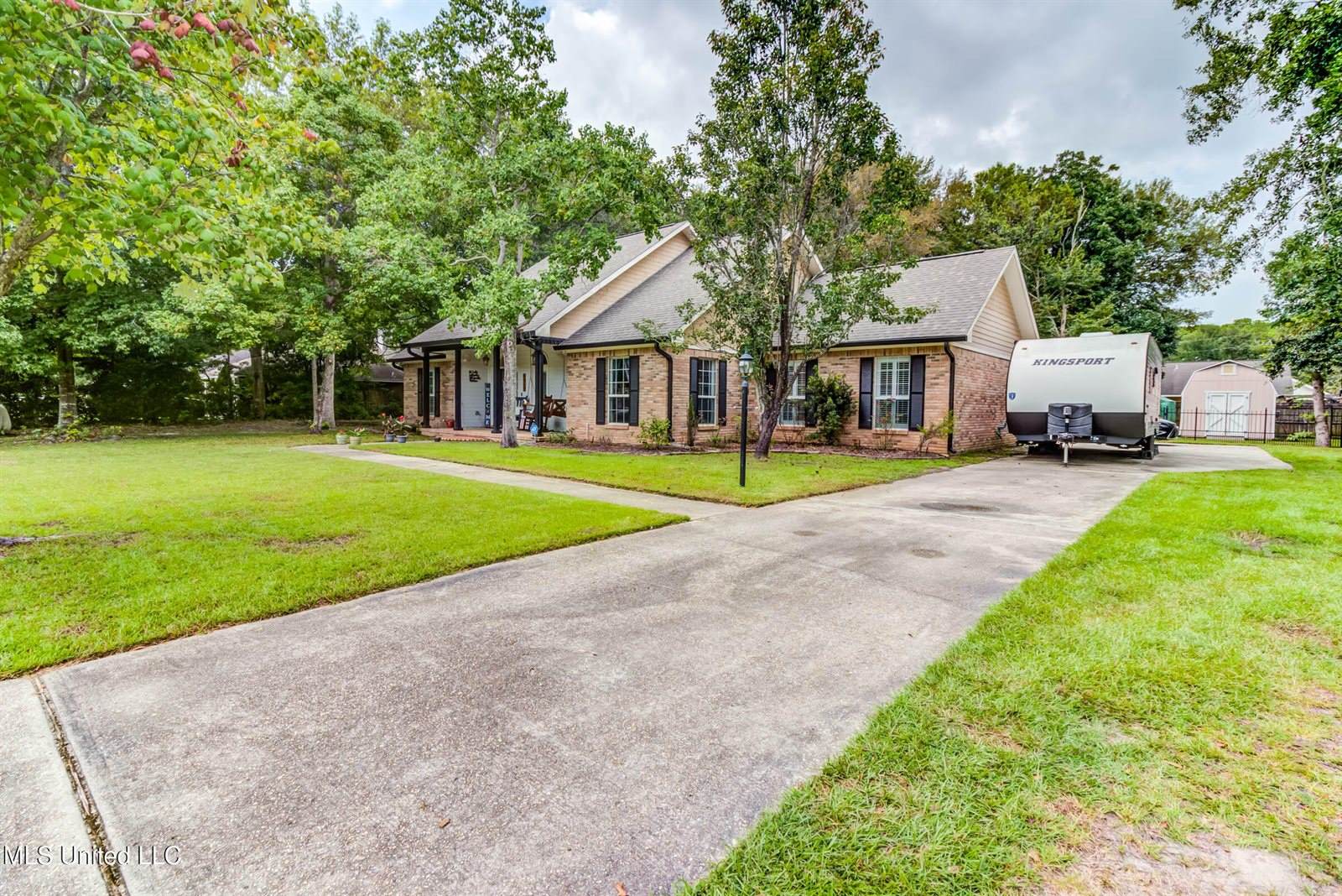 8812 Old Walnut Road, Ocean Springs, MS 39564