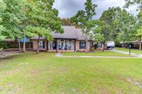 8812 Old Walnut Road, Ocean Springs, MS 39564
