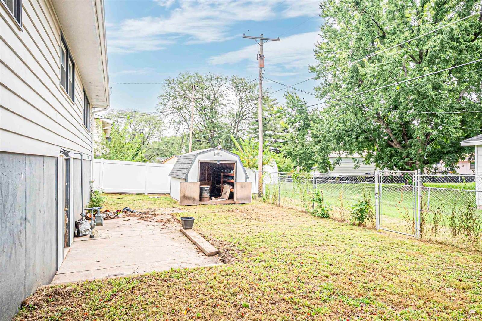 1021 Cedar Street, Junction City, KS 66441