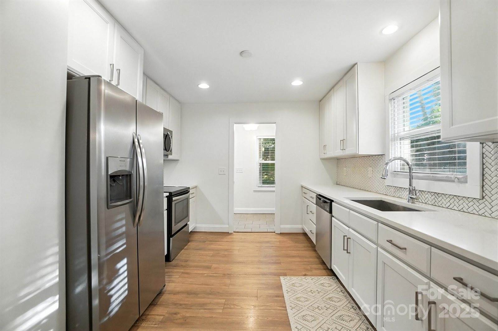 1716 Van Buren Avenue, Charlotte, NC 28216