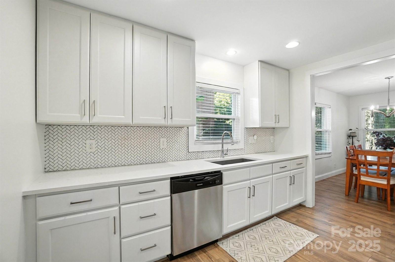 1716 Van Buren Avenue, Charlotte, NC 28216