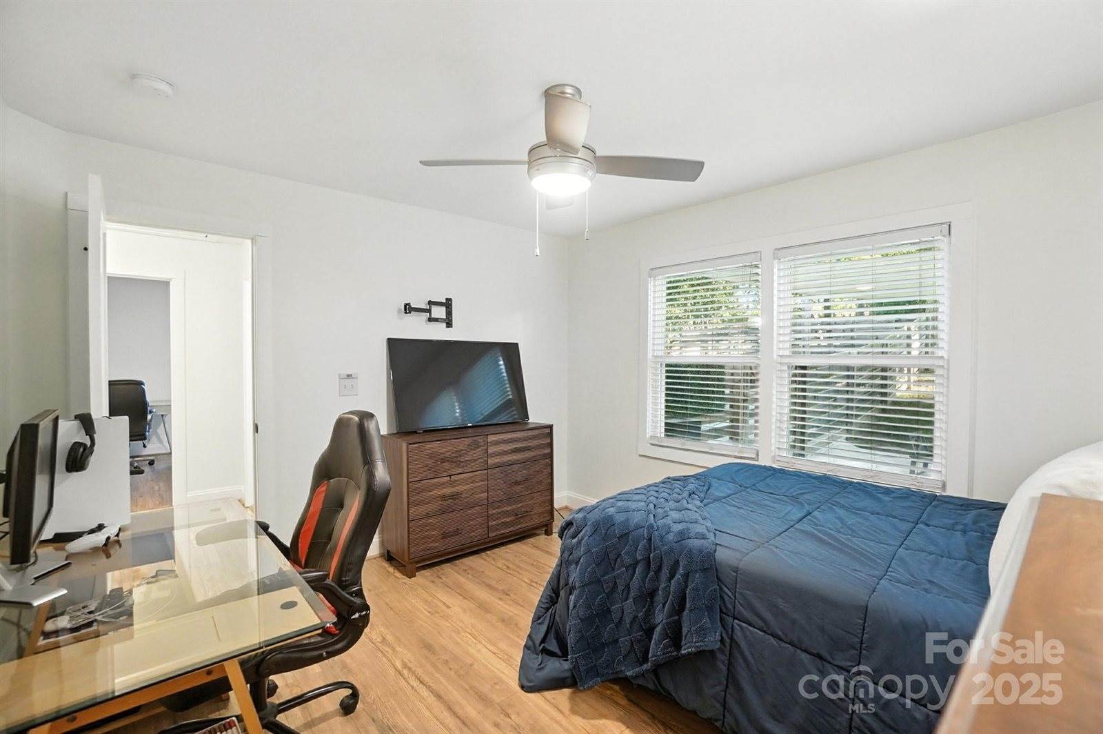 1716 Van Buren Avenue, Charlotte, NC 28216