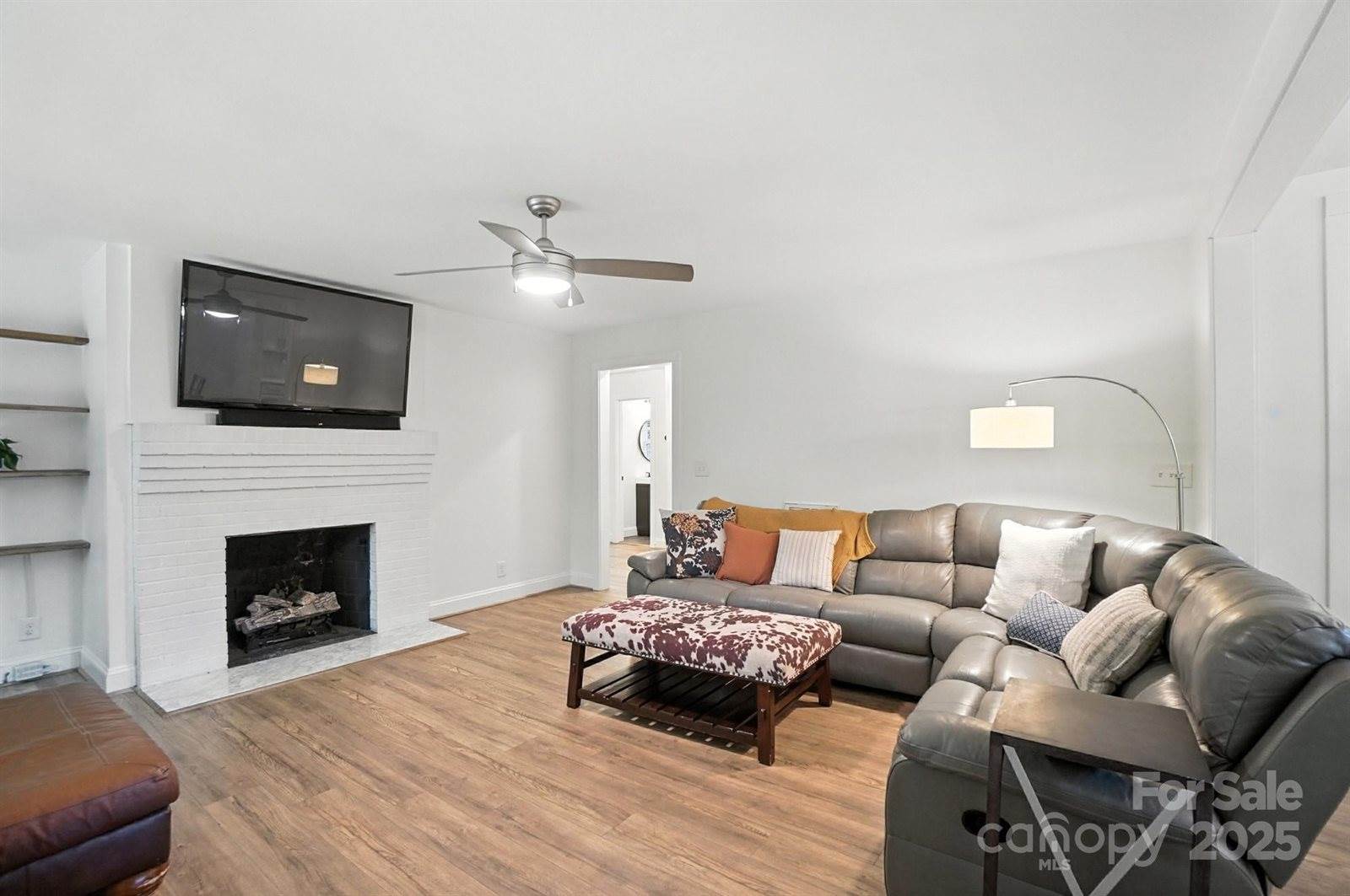 1716 Van Buren Avenue, Charlotte, NC 28216