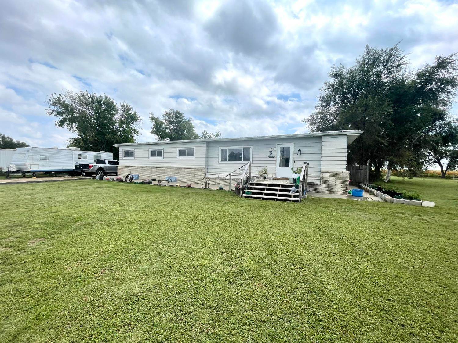 313 Southeast Piute Avenue, Satanta, KS 67870