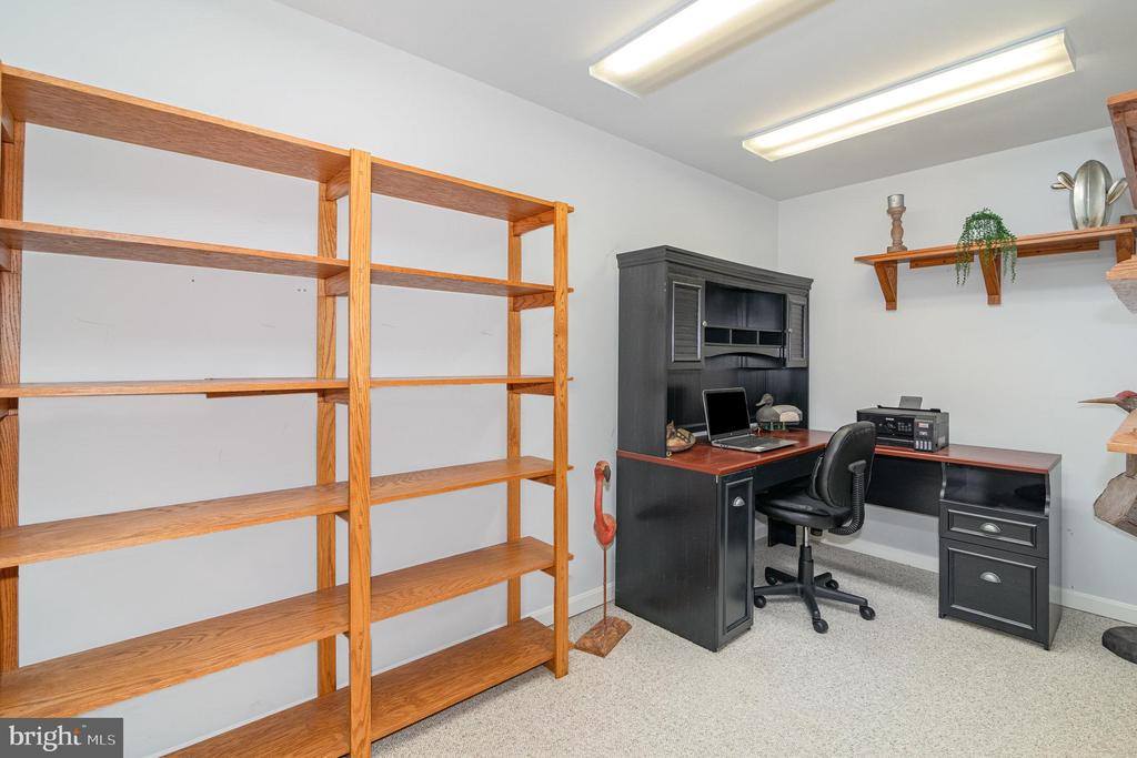 128 South Walnut Street, Hummelstown, PA 17036