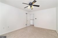 128 South Walnut Street, Hummelstown, PA 17036