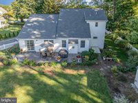 128 South Walnut Street, Hummelstown, PA 17036