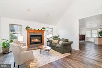 128 South Walnut Street, Hummelstown, PA 17036