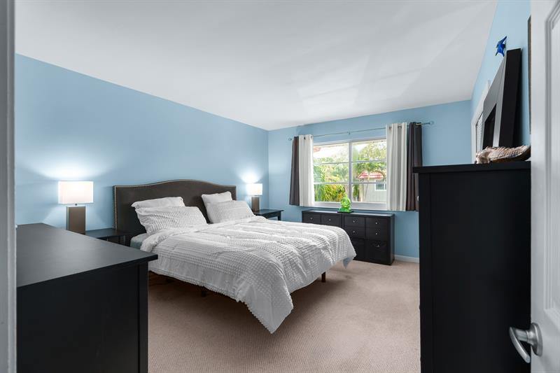 185 NE 20th Ct 9F, Wilton Manors, FL 33305