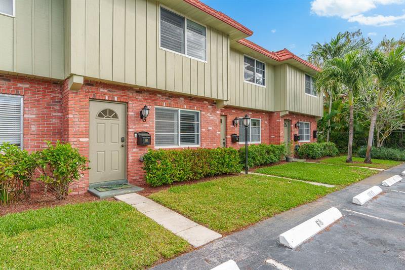 185 NE 20th Ct 9F, Wilton Manors, FL 33305