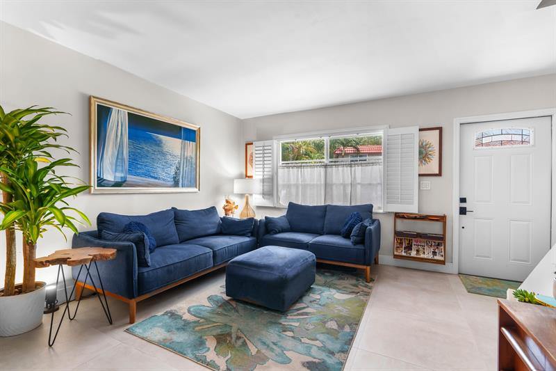 185 NE 20th Ct 9F, Wilton Manors, FL 33305