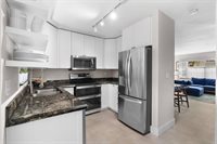 185 NE 20th Ct 9F, Wilton Manors, FL 33305