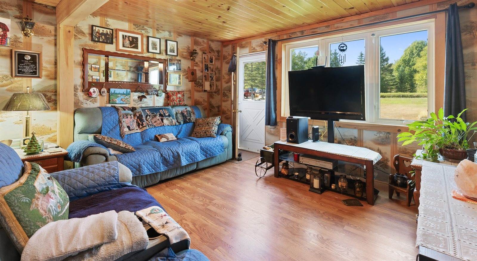 50 Pember Road, Levant, ME 04456