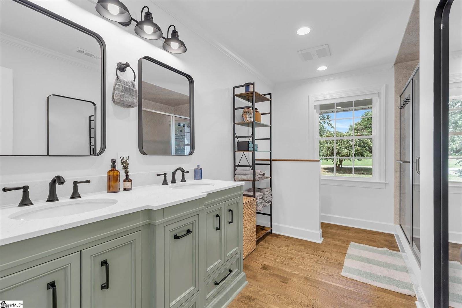 322 Faye, Easley, SC 29640