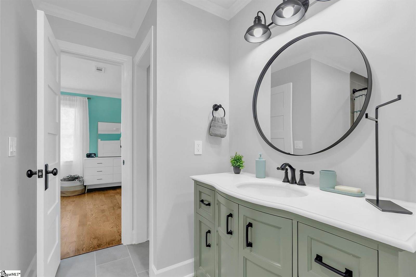 322 Faye, Easley, SC 29640