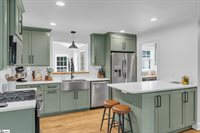 322 Faye, Easley, SC 29640