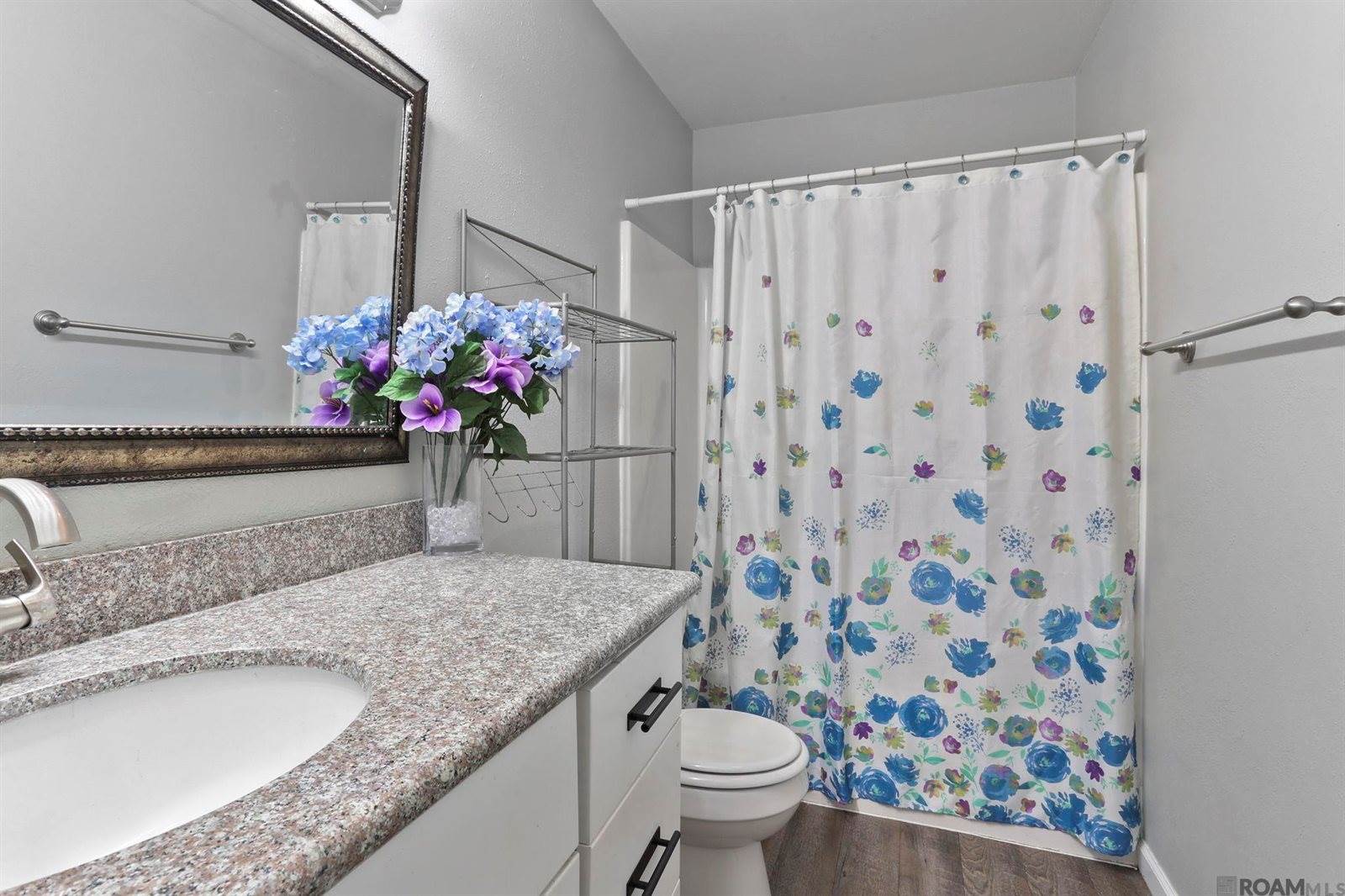 25426 Homestead Dr, Denham Springs, LA 70726