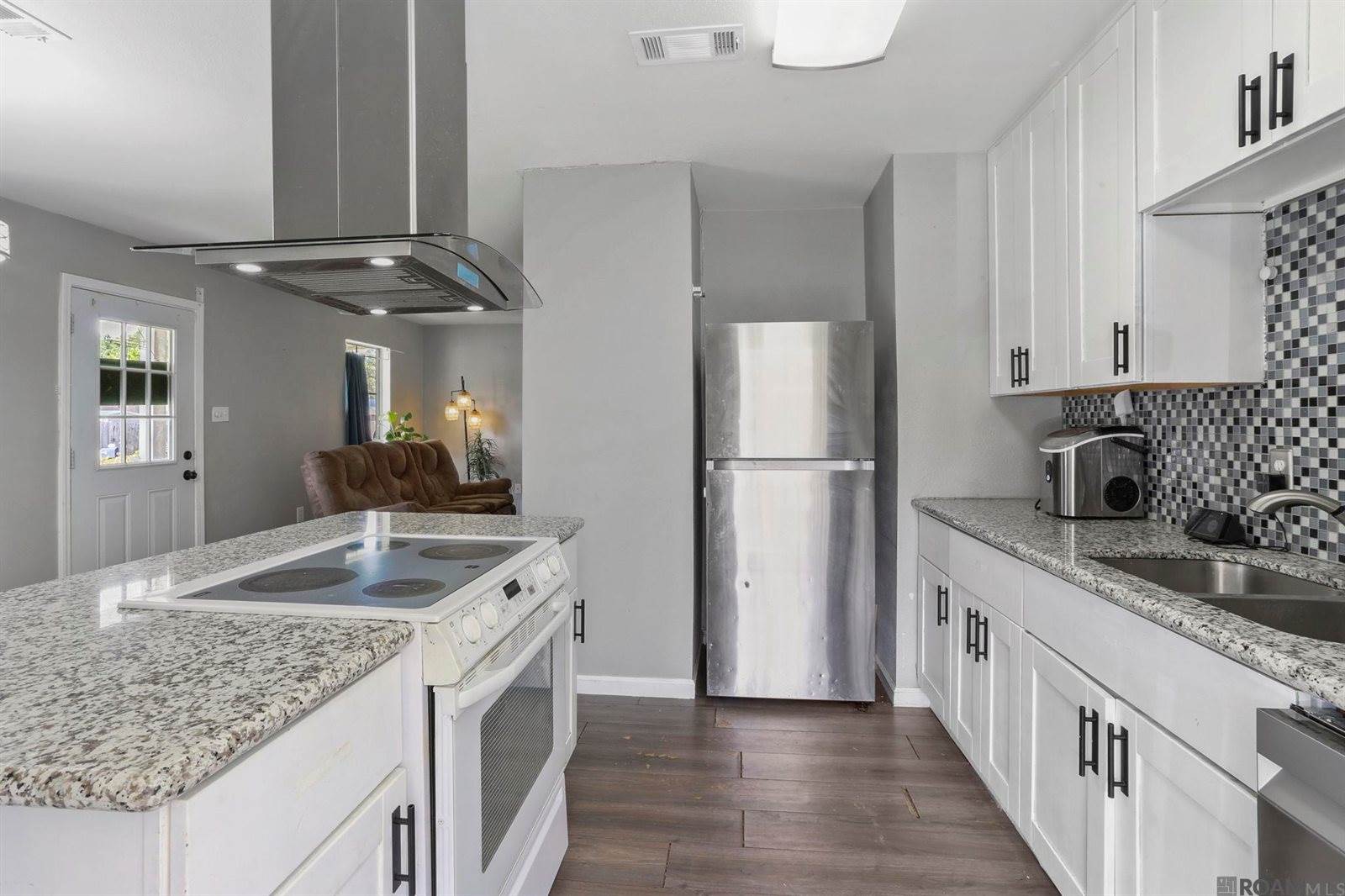 25426 Homestead Dr, Denham Springs, LA 70726