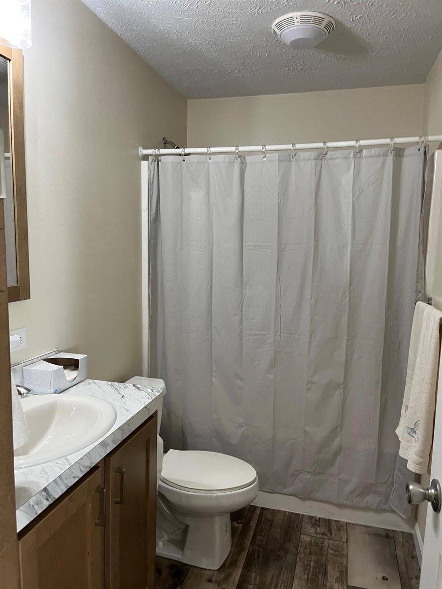 164 Hidden Hills Road, Houghton Lake, MI 48629