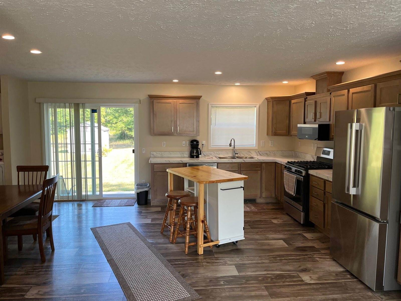 164 Hidden Hills Road, Houghton Lake, MI 48629