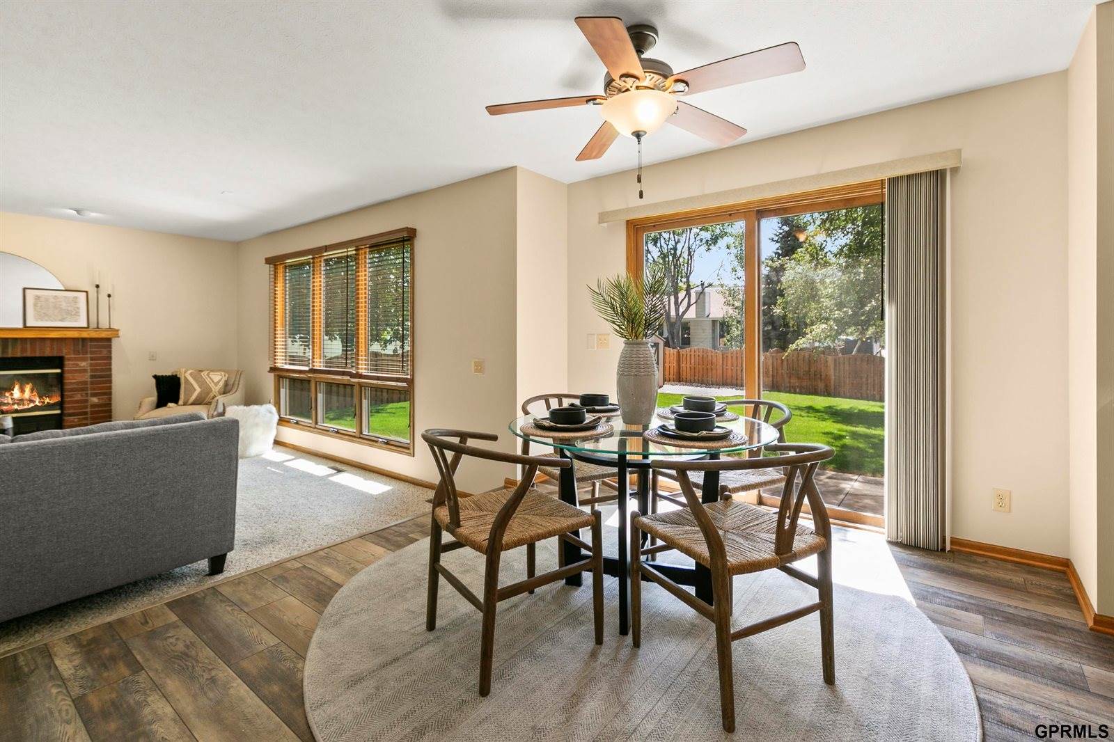 2107 John Street, Papillion, NE 68133