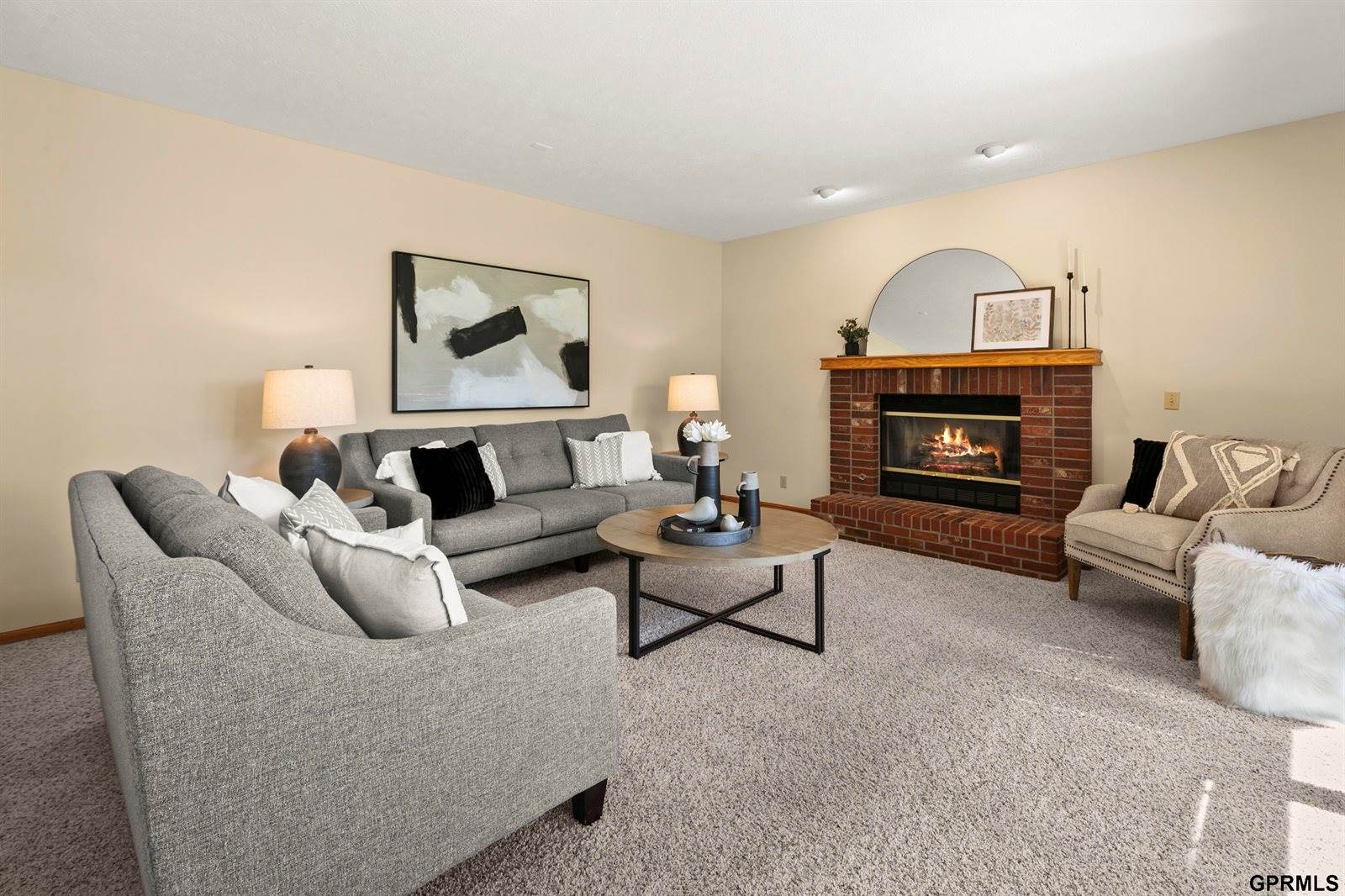 2107 John Street, Papillion, NE 68133