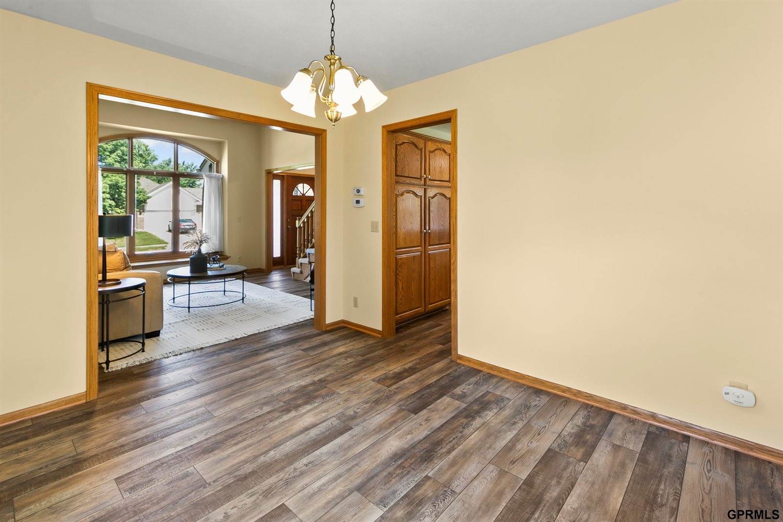 2107 John Street, Papillion, NE 68133