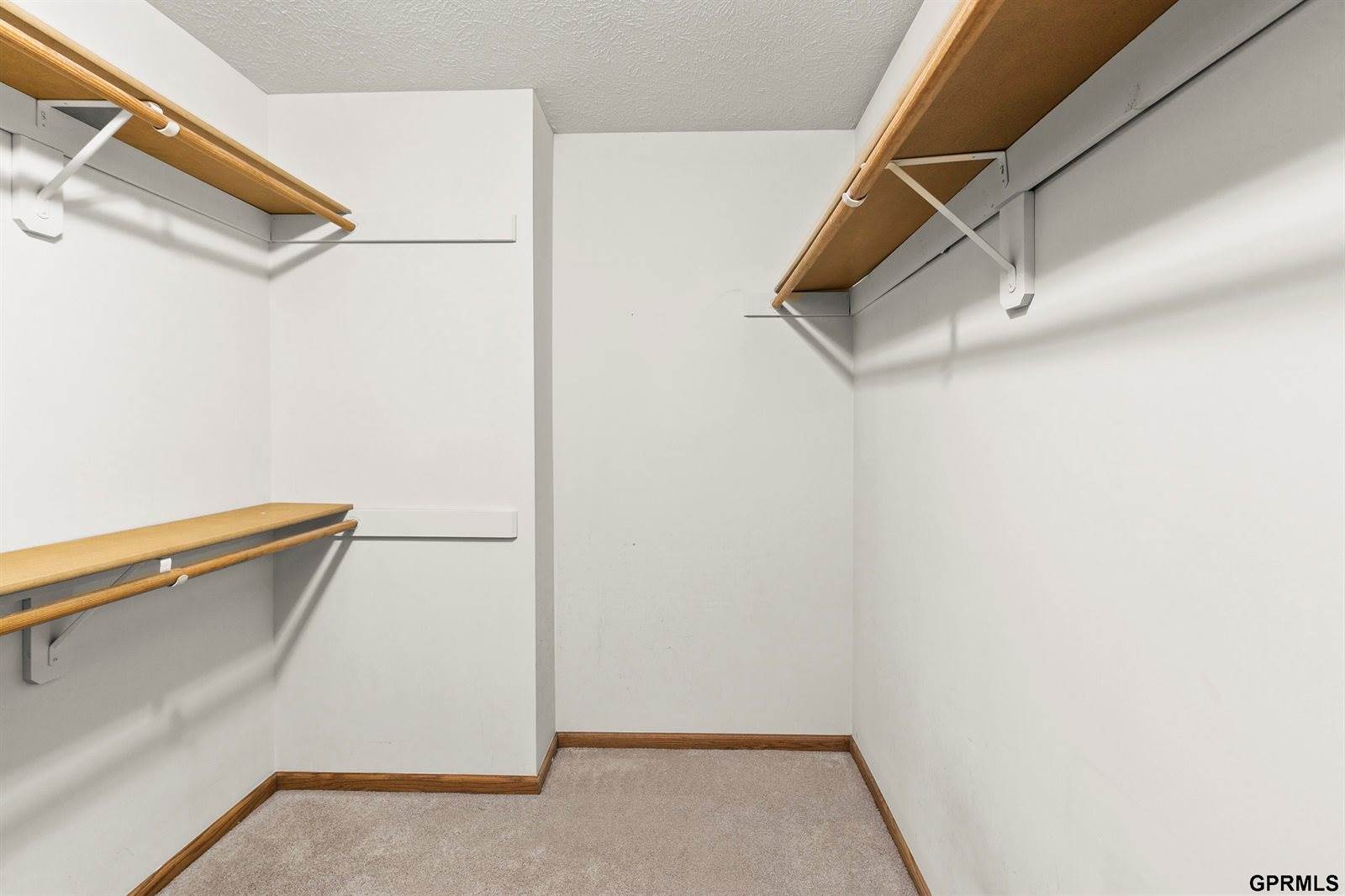 2107 John Street, Papillion, NE 68133