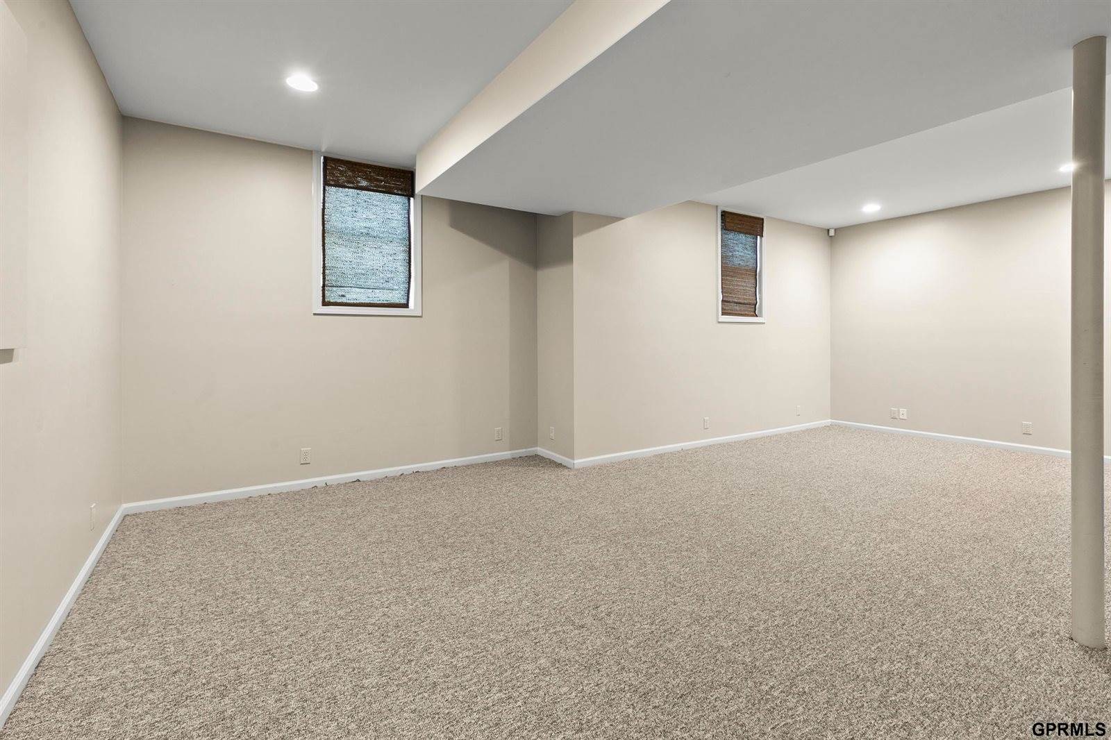 2107 John Street, Papillion, NE 68133