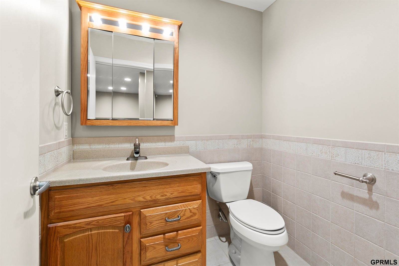 2107 John Street, Papillion, NE 68133