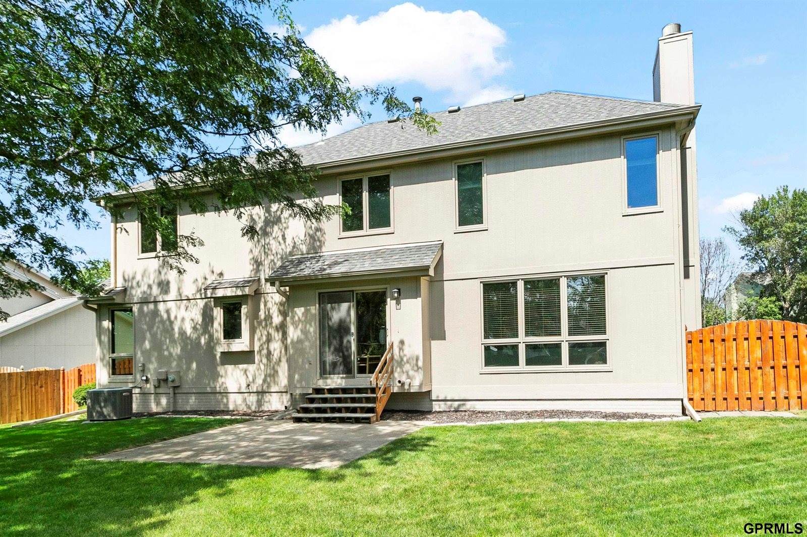 2107 John Street, Papillion, NE 68133