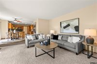 2107 John Street, Papillion, NE 68133