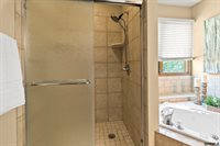 2107 John Street, Papillion, NE 68133